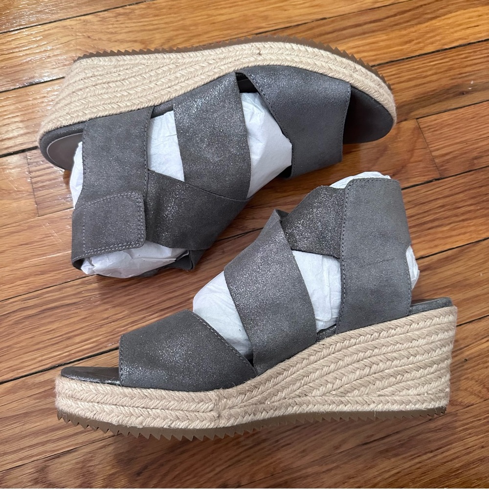 NEW Eileen Fisher Willow 3 Pewter Starry Metallic espadrilles, size 9M
